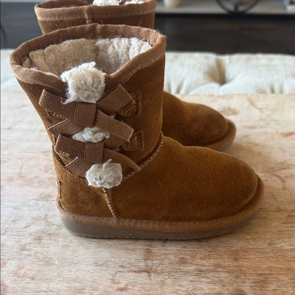 Koolaburra stylish tan
